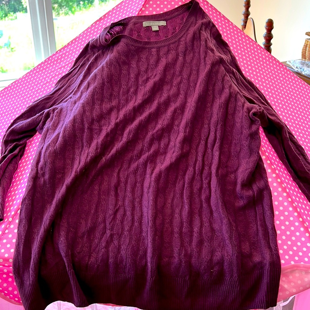Very Light weight crew neck cable knit sweater - eggplant color- no wear no tags